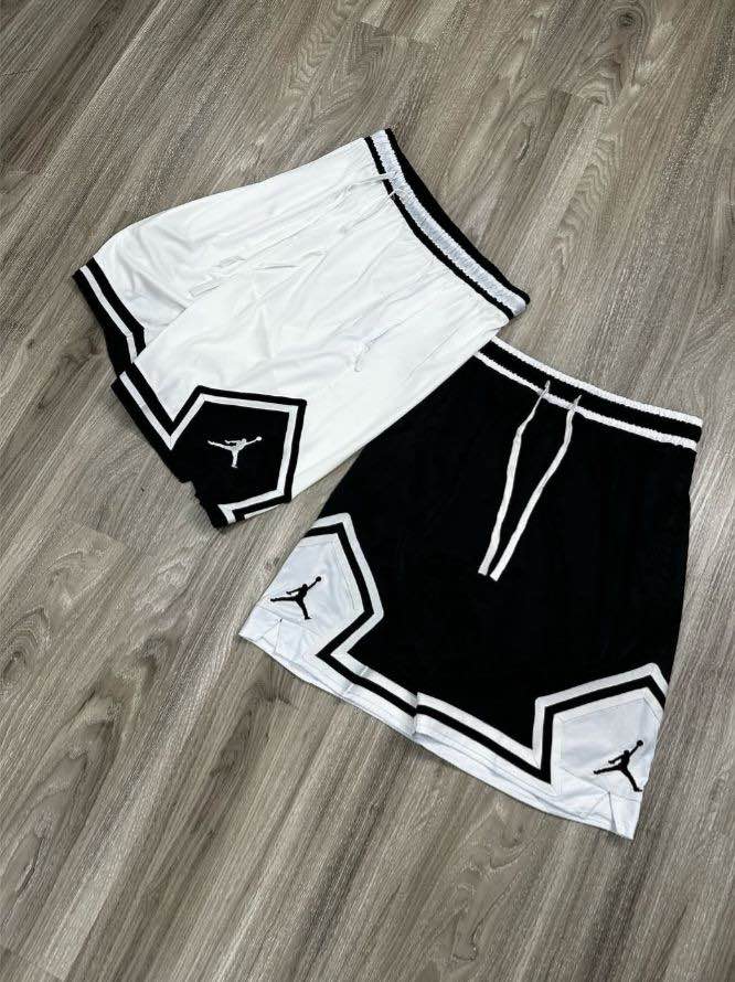 2 Shorts NK